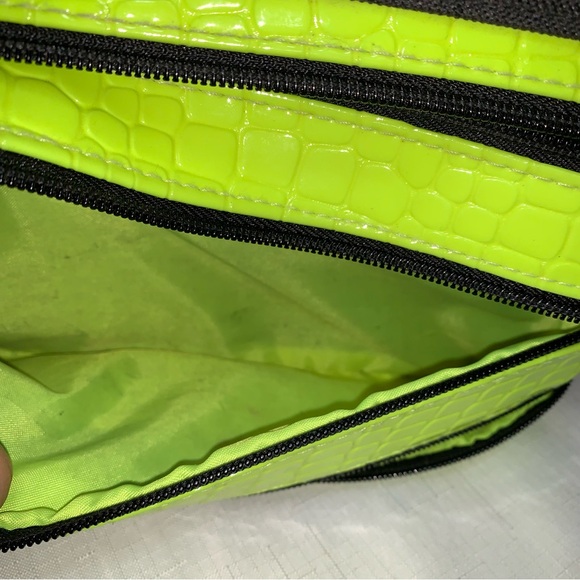 Neon Yellow Green Pencil Supplies Case 3 Section Organize Ring Bind School Fall - Picture 6 of 11